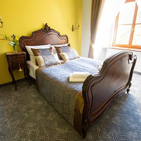 Palac Lubiechowa-Jelenia Gora- Riesengebirge Extérieur photo