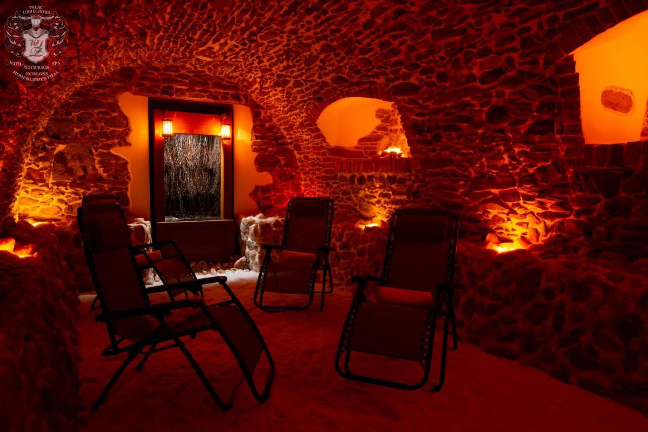 Palac Lubiechowa-Jelenia Gora- Riesengebirge Extérieur photo