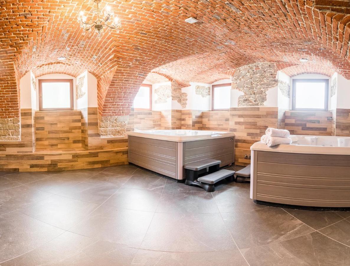 Palac Lubiechowa-Jelenia Gora- Riesengebirge Extérieur photo