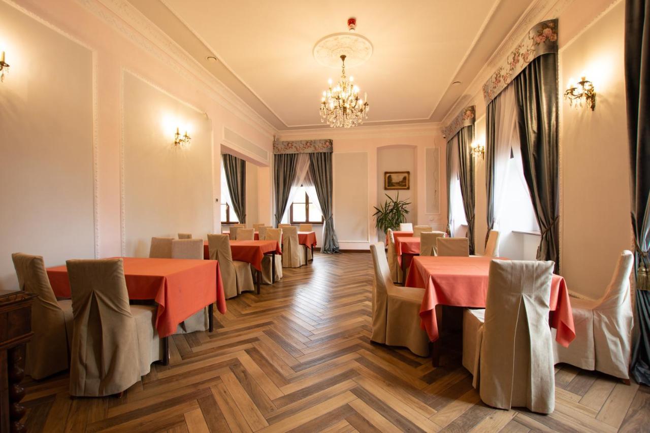 Palac Lubiechowa-Jelenia Gora- Riesengebirge Extérieur photo