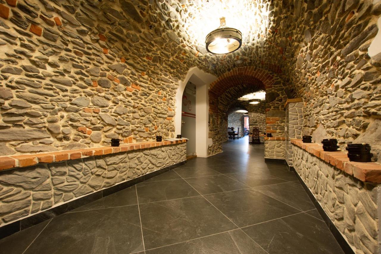 Palac Lubiechowa-Jelenia Gora- Riesengebirge Extérieur photo