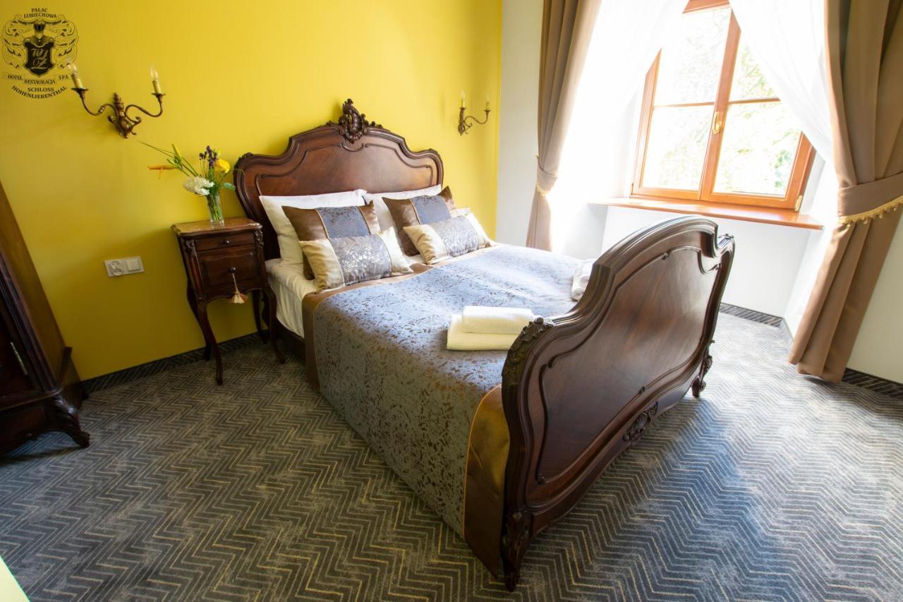 Palac Lubiechowa-Jelenia Gora- Riesengebirge Extérieur photo